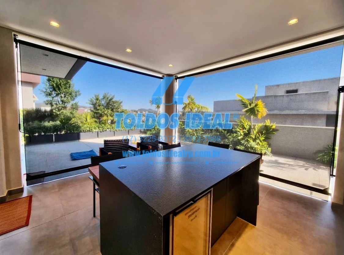 Toldo screen com controle remoto